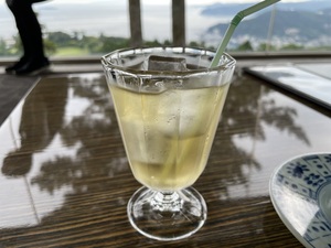 ウェルカムドリンクはアップルジュース.jpeg