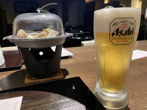 蛤とビール.jpeg