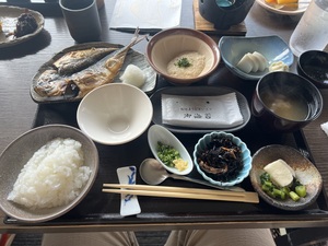 あじの開き朝食.jpeg