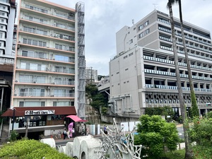 長らく営業してなかったホテルサウスベイも完全に無くなってる．.jpeg