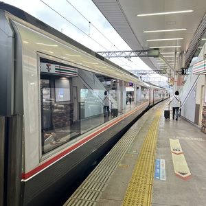 このタイプは通勤型？のロマンスカーで量産型．.jpeg