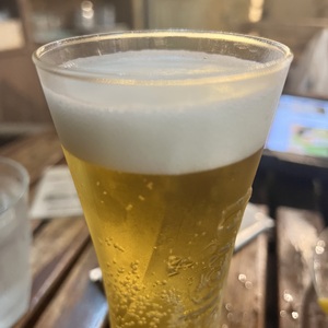 カールスバーグ２杯目．ジョッキが小さい．.jpeg
